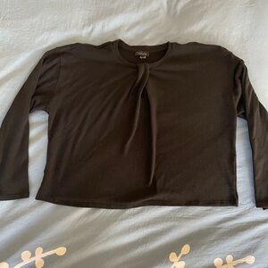 Women’s Black keyhole long sleeve sweater